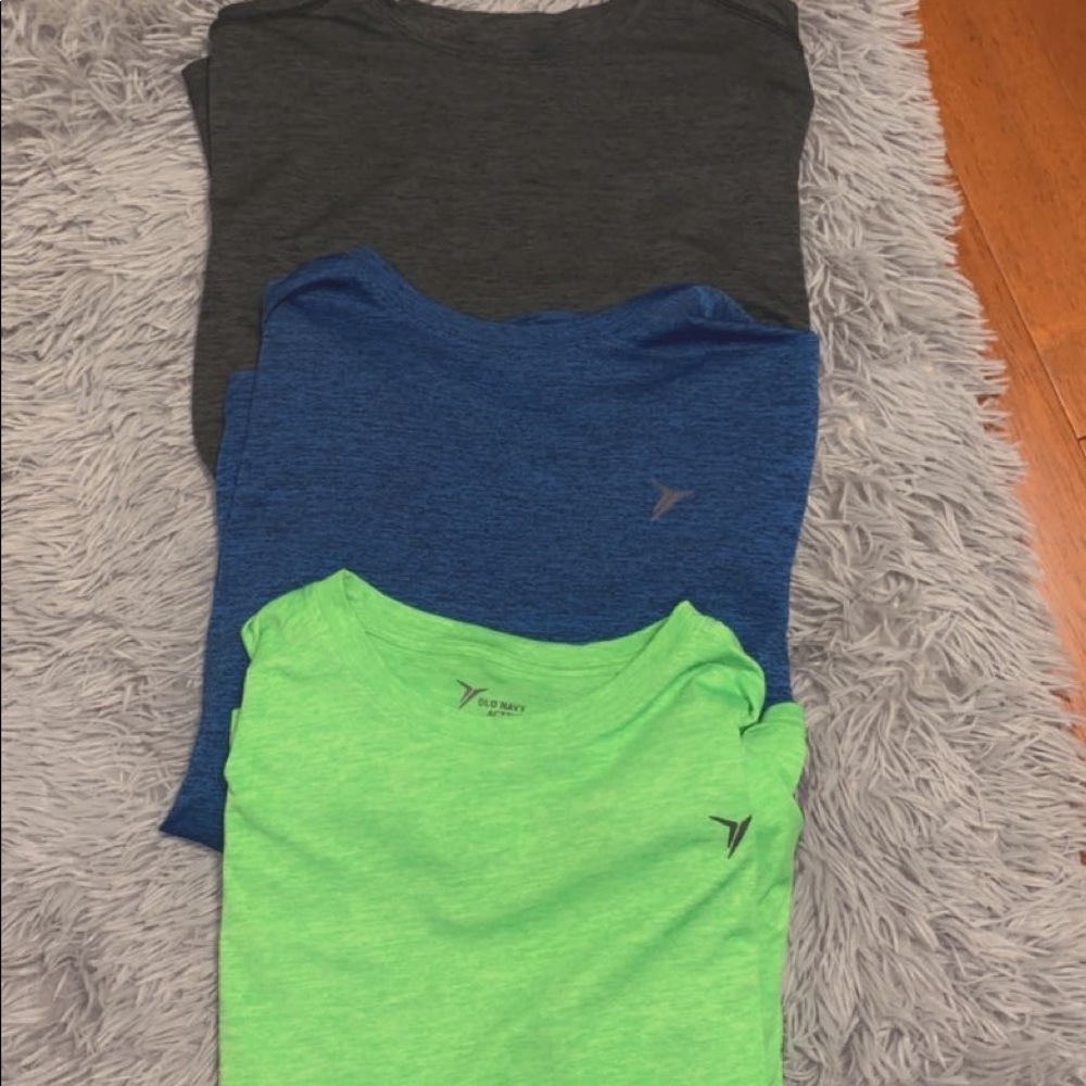 Old navy mens go-dry active tee
